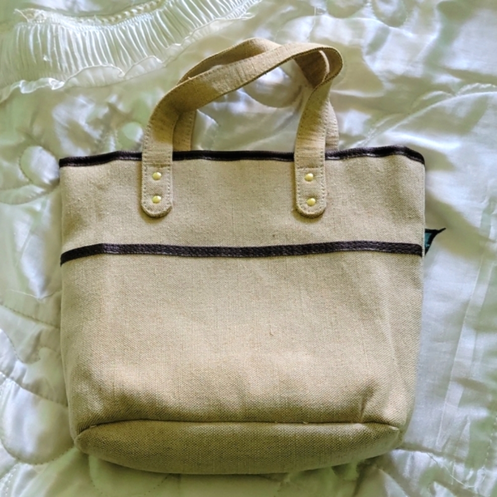 Burlap Accessory Top Handle Tote Bag